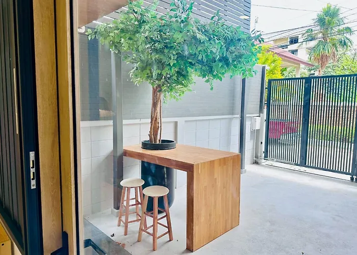 Holiday home Lovely Townhome In Shopping District Near Bts&mrt Bangkok