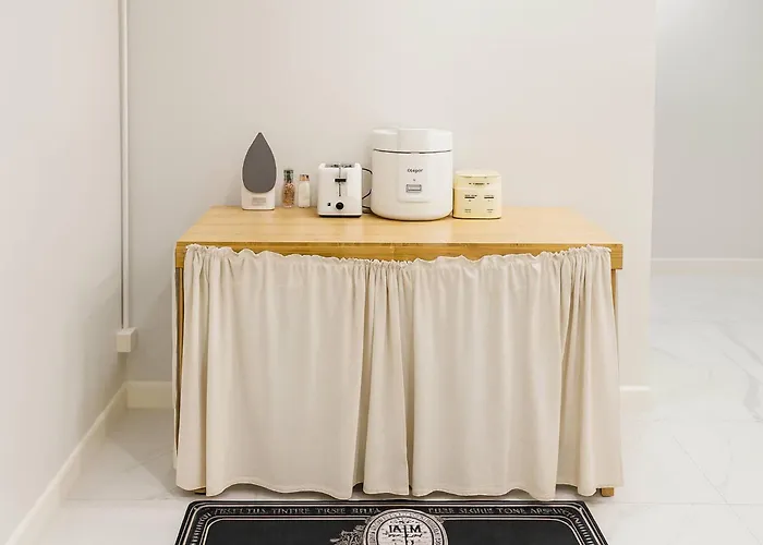 Holiday home Lovely Townhome In Shopping District Near Bts&mrt *